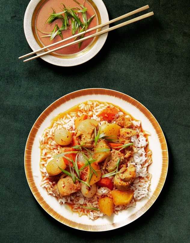 Hooni Kim’s Recipe for Spicy Braised Chicken With Root Vegetables